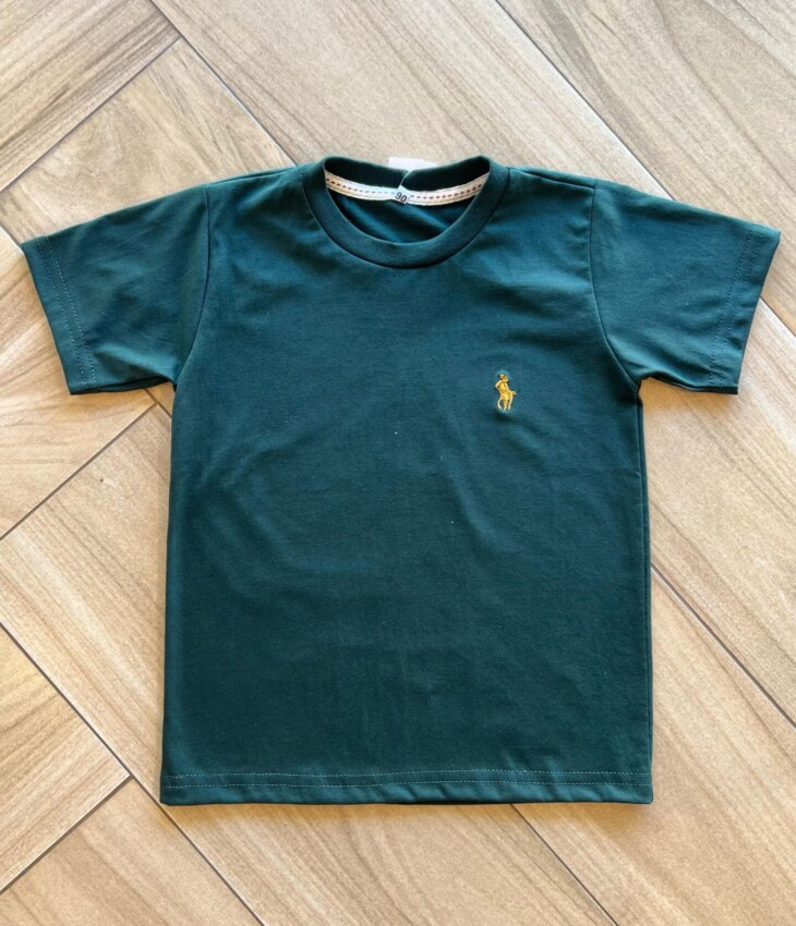 Camiseta Infantil Masculina Manga Curta Básica Verde Militar Fernanda Ramos Kids
