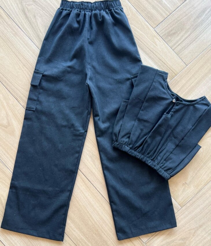 fernandaramoskids com br Conjunto Feminino Viscolinho Blusa Cropped e Calça Cargo Preto3