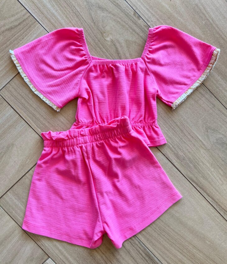 Conjunto Infantil Feminino Blusa com Detalhe e Short Rosa Fernanda Ramos Kids