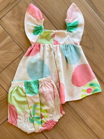 fernandaramoskids com br Conjunto Infantil Feminino Blusa Manga Curta e Calcinha Estampada2