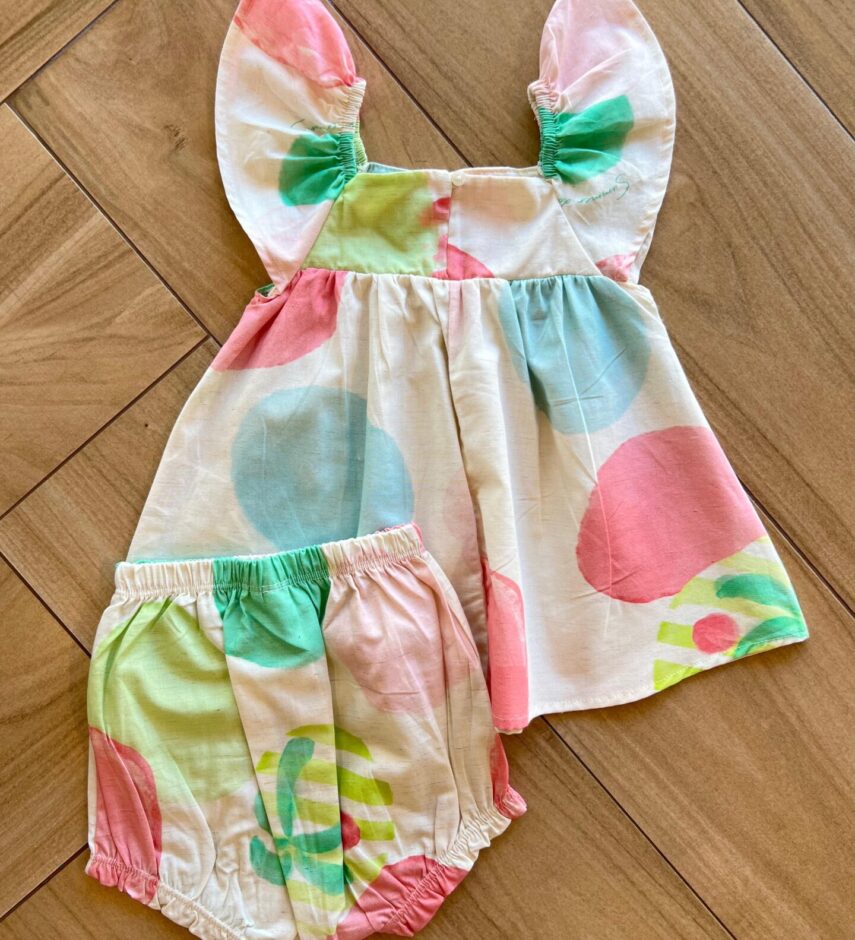fernandaramoskids com br Conjunto Infantil Feminino Blusa Manga Curta e Calcinha Estampada2