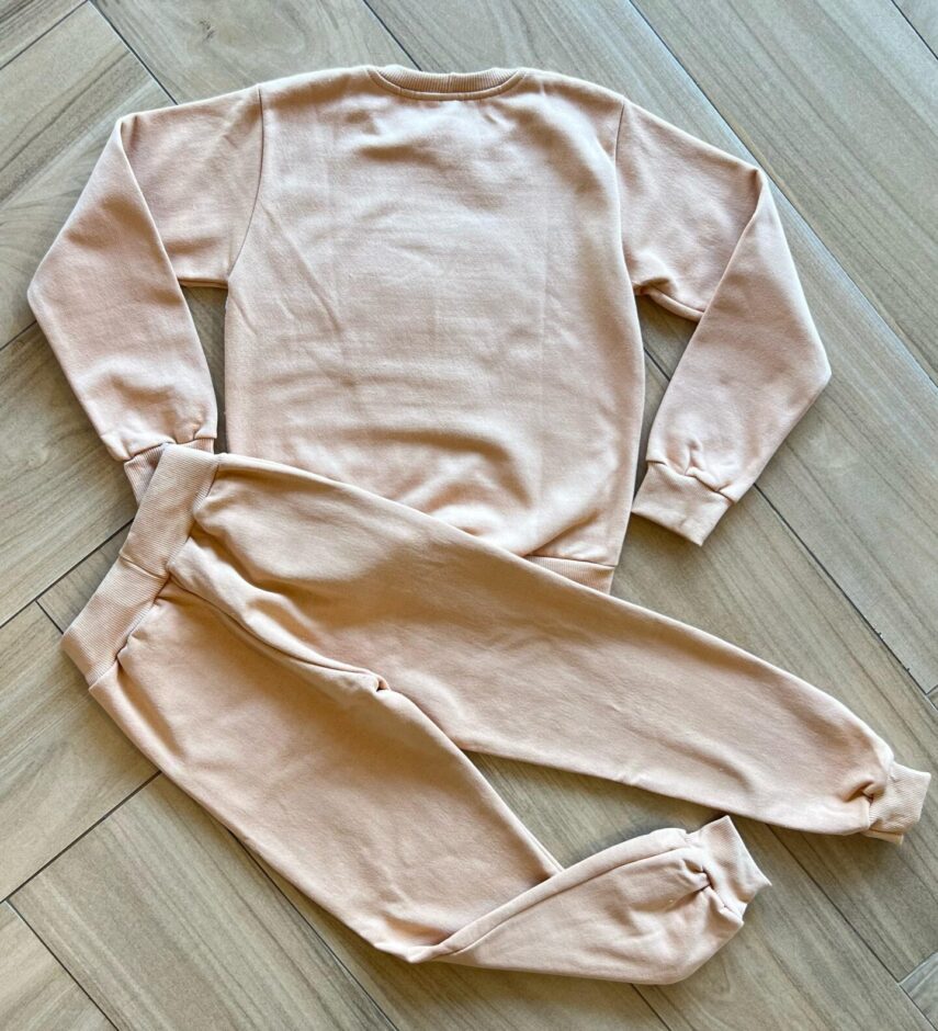Conjunto Infantil Feminino Blusa Manga Longa Love e Calça Bege Fernanda Ramos Kids