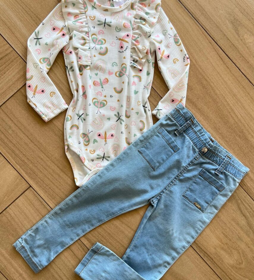 Conjunto Infantil Feminino Body Manga Longa Canelado e Calça Jeans Fernanda Ramos Kids
