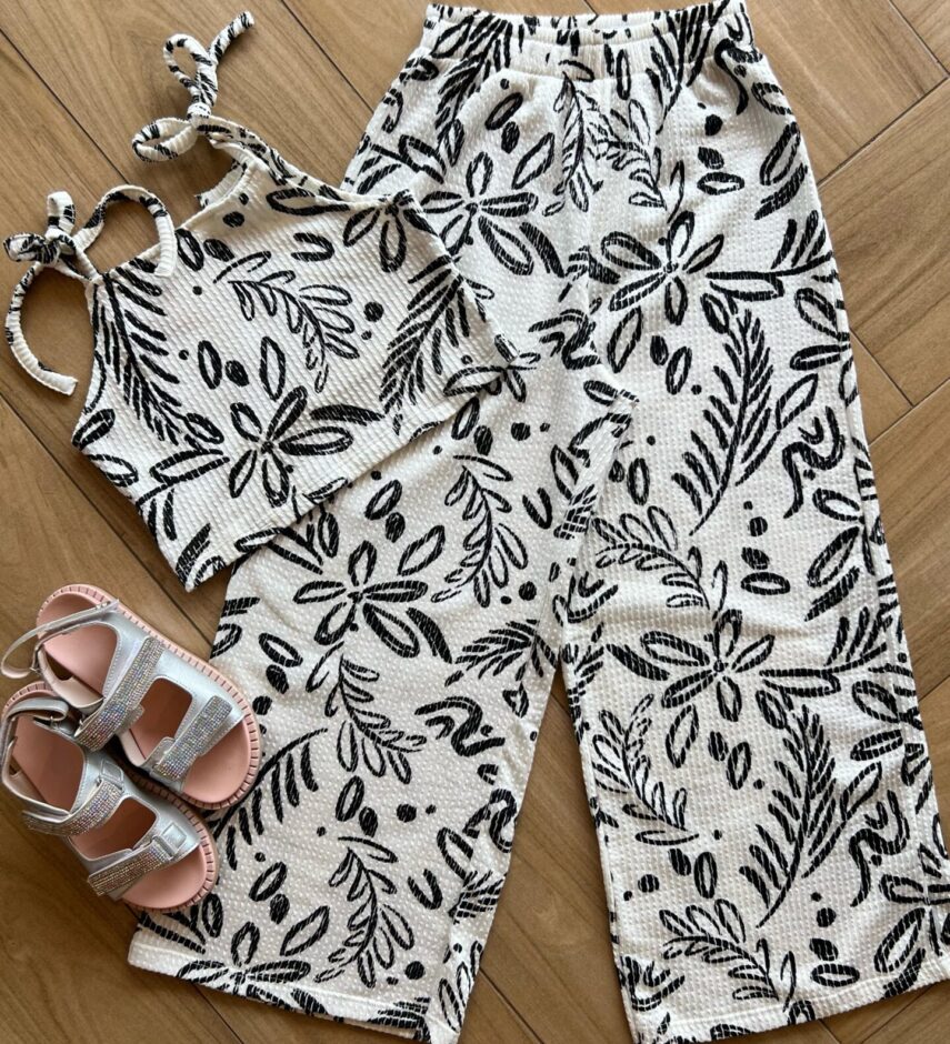 Conjunto Infantil Feminino Cropped Alça e Calça Wide Leg Estampado Fernanda Ramos Kids