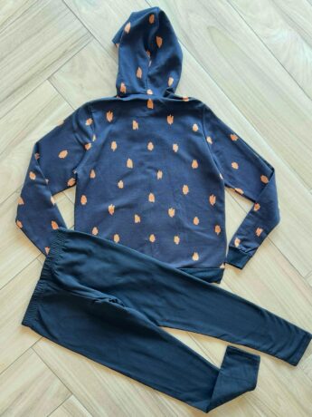 Conjunto Infantil Feminino Flanelado Jaqueta Abstrata e Calça Preta Fernanda Ramos Kids