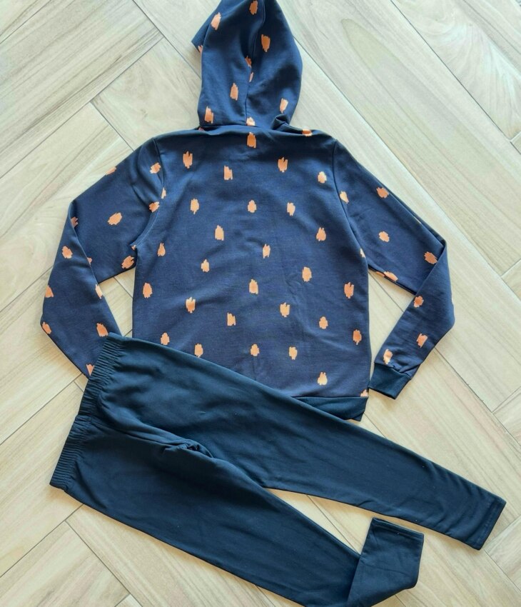 Conjunto Infantil Feminino Flanelado Jaqueta Abstrata e Calça Preta Fernanda Ramos Kids