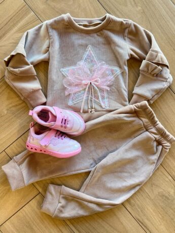 Conjunto Infantil Feminino Moletom Blusa Manga Longa e Calça Bege Fernanda Ramos Kids