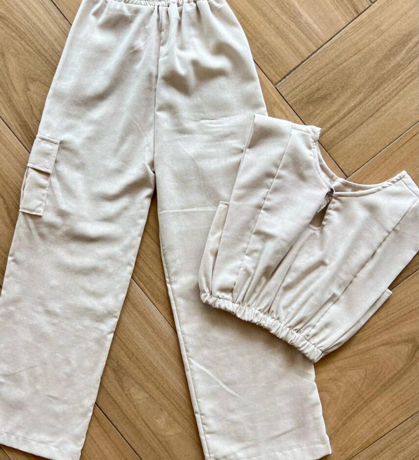 fernandaramoskids com br Conjunto Infantil Feminino Viscolinho Blusa Cropped e Calça Cargo3