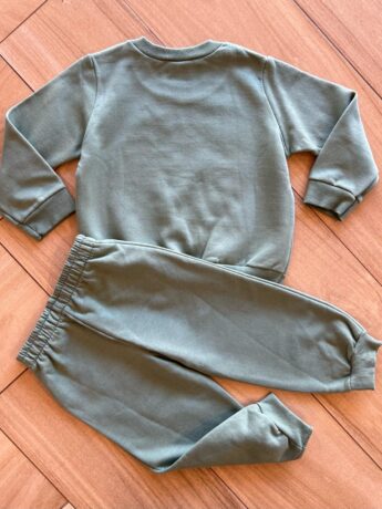 Conjunto Infantil Masculino Blusa Manga Longa Aventura e Calça Verde Fernanda Ramos Kids