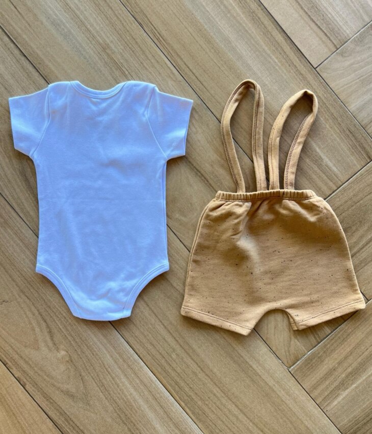 fernandaramoskids com br Conjunto Infantil Masculino Body Branco e Jardineira Moletom Mescla2