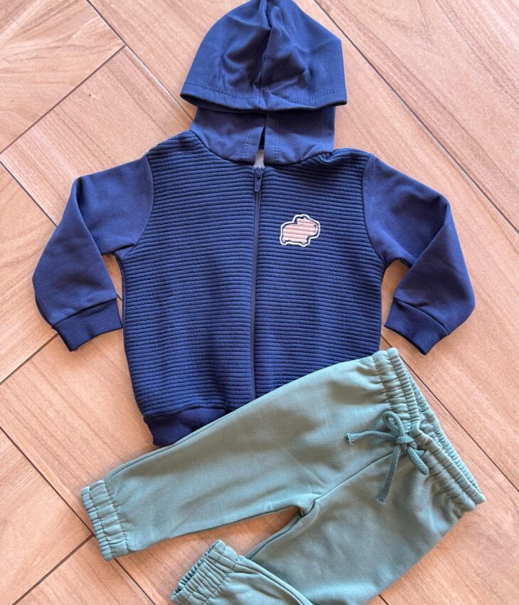 Conjunto Infantil Masculino Jaqueta com Detalhe e Calça Verde Fernanda Ramos Kids
