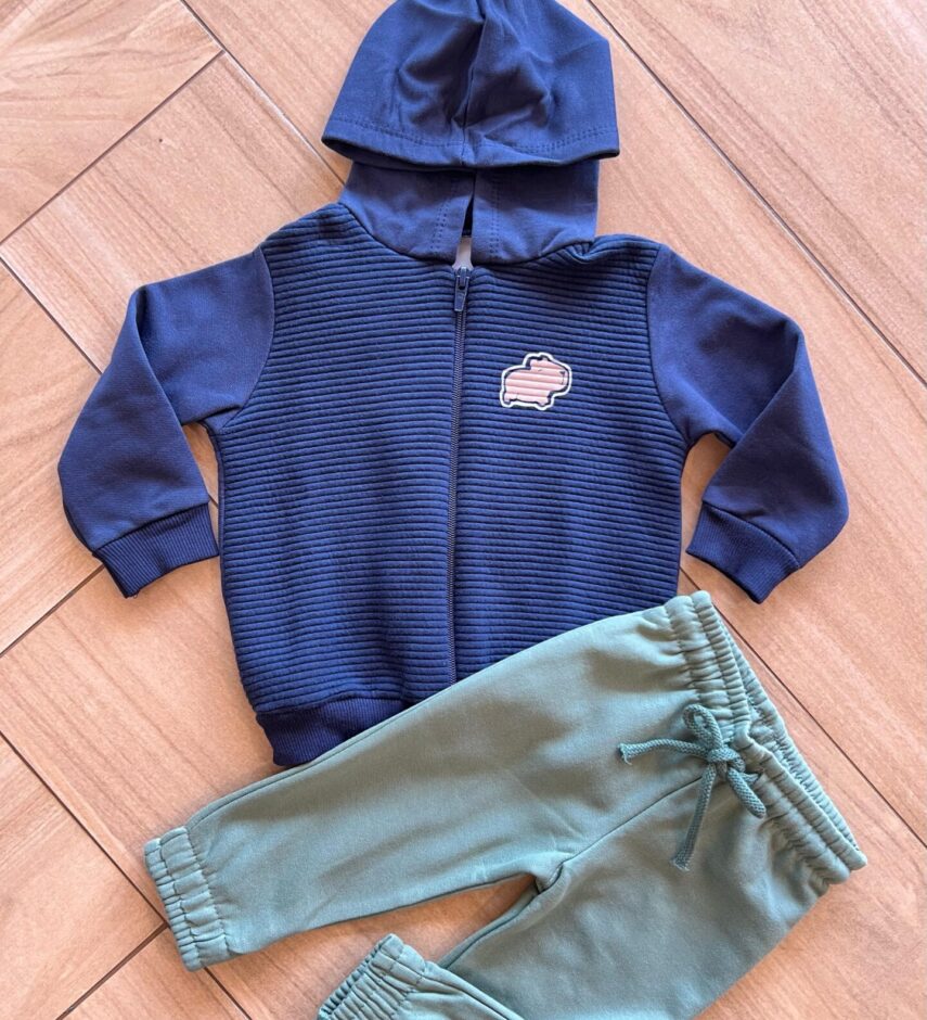 Conjunto Infantil Masculino Jaqueta com Detalhe e Calça Verde Fernanda Ramos Kids