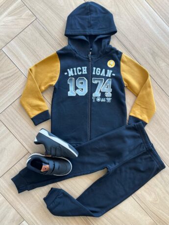 Conjunto Infantil Masculino Jaqueta Michigan e Calça Preta Fernanda Ramos Kids