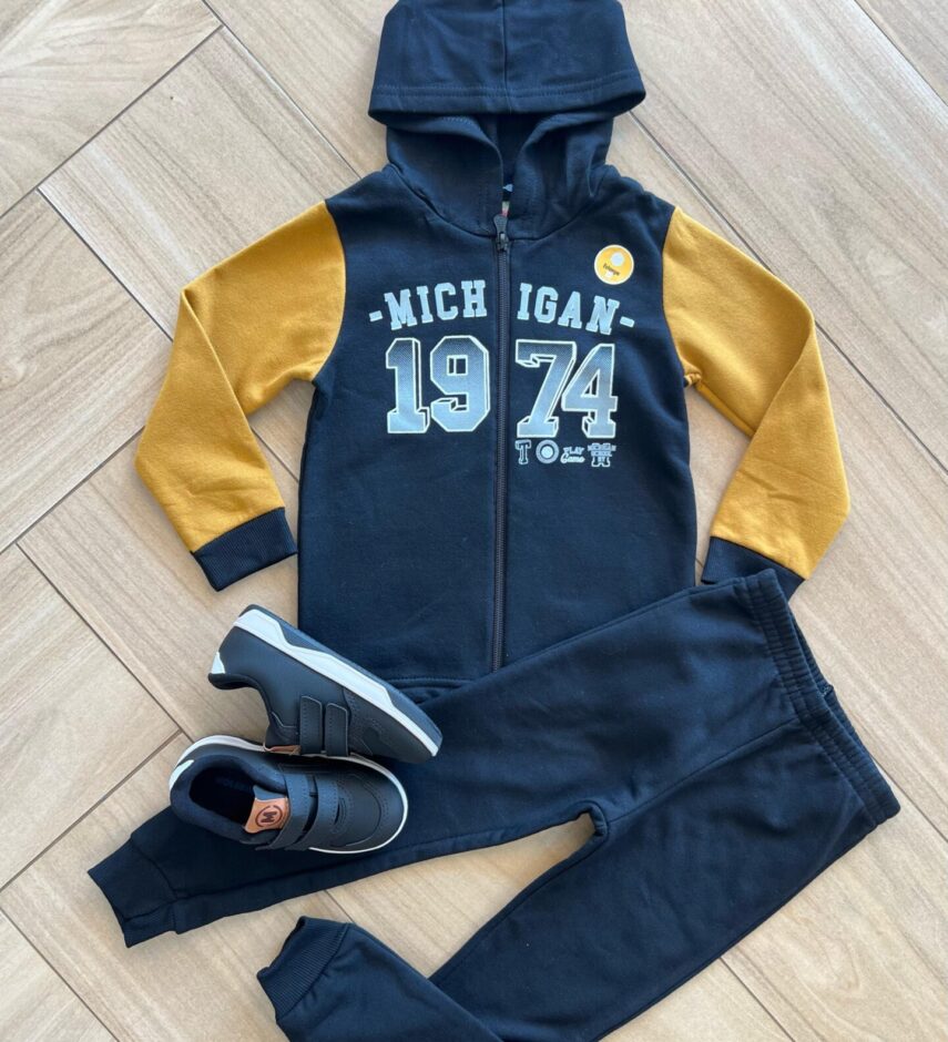 Conjunto Infantil Masculino Jaqueta Michigan e Calça Preta Fernanda Ramos Kids