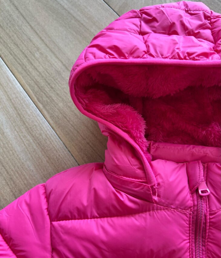 fernandaramoskids com br Jaqueta Infantil Feminina Peluciada e Capuz Removível Pink1