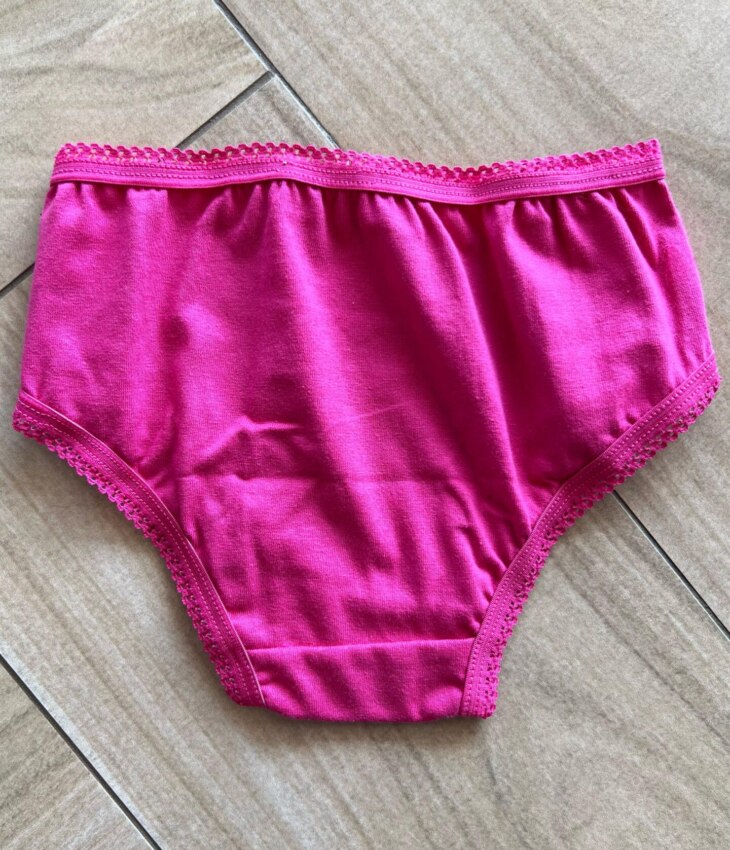 Kit Calcinha Infantil Feminina Rosa, Vermelha e Pink Fernanda Ramos Kids