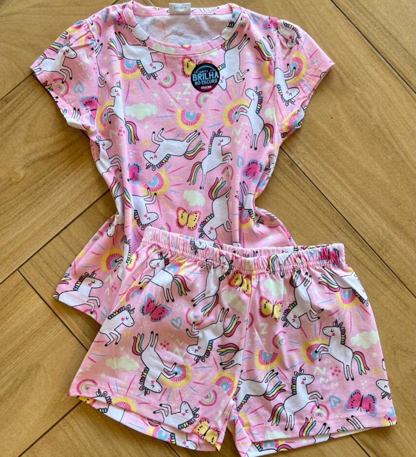 Pijama Infantil Feminino Blusa e Short Unicórnio Rosa Fernanda Ramos Kids