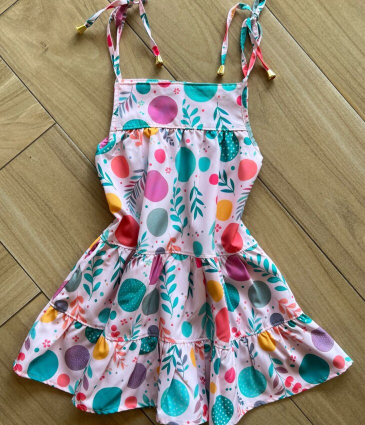 Vestido Infantil Feminino Curto Amarração na Alça Estampado Rosa Fernanda Ramos Kids