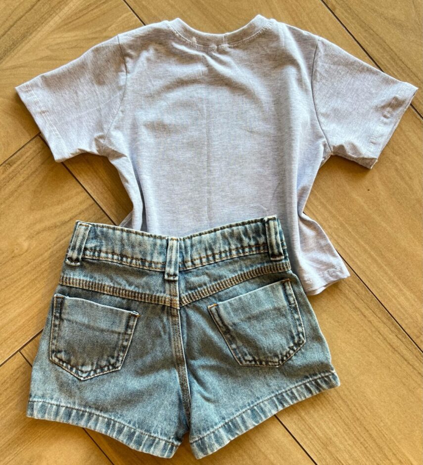 fernandaramoskids com br Blusa Cropped Infantil Feminino Manga Curta I Need To Drink2