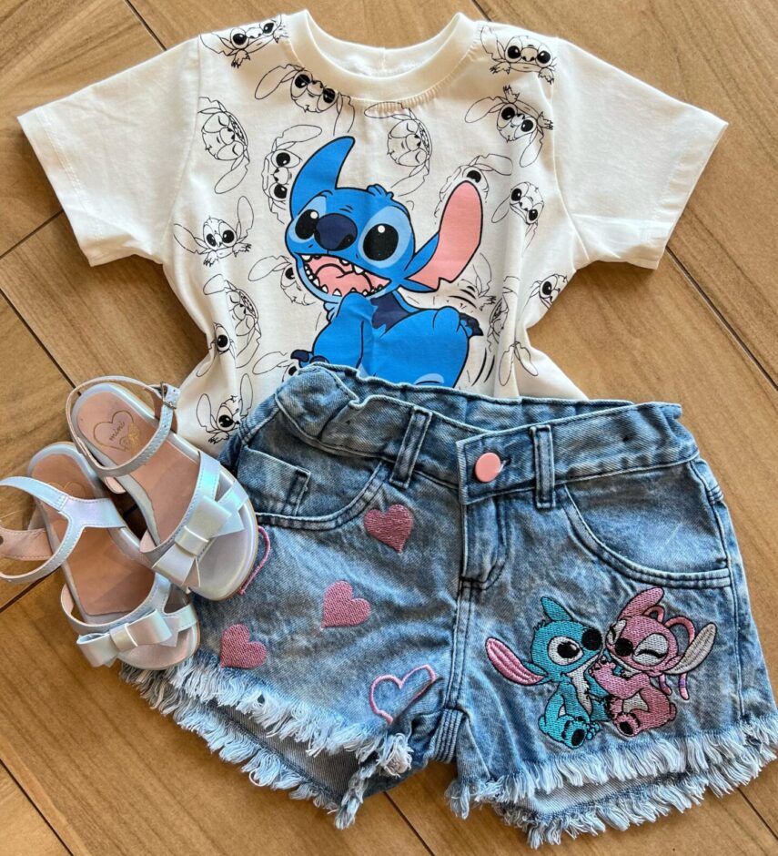 Blusa Cropped Infantil Feminino Manga Curta Vários Stich Off White Fermanda Ramos Kids