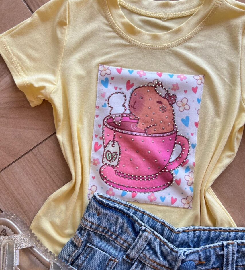 fernandaramoskids com br Blusa Infantil Feminina Manga Curta Malha Amarela de Capivara1