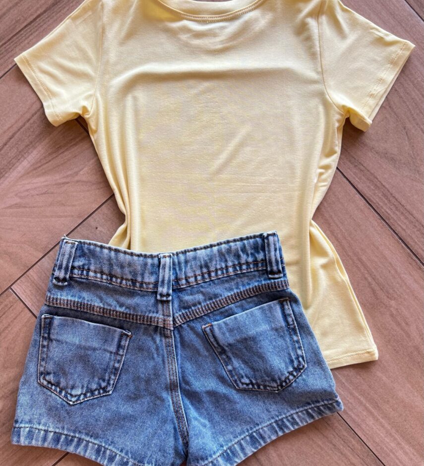 fernandaramoskids com br Blusa Infantil Feminina Manga Curta Malha Amarela Flores2