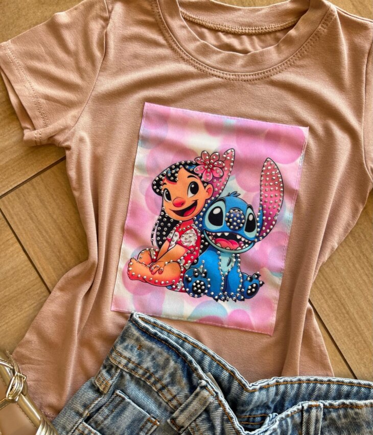 fernandaramoskids com br Blusa Infantil Feminina Manga Curta Malha Bege Estampada Stich1
