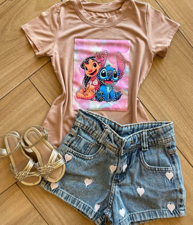 Blusa Infantil Feminina Manga Curta Malha Bege Estampada Stich Fernanda Ramos Kids
