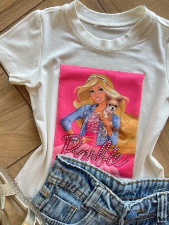 fernandaramoskids com br Blusa Infantil Feminina Manga Curta Malha Branca Barbie1