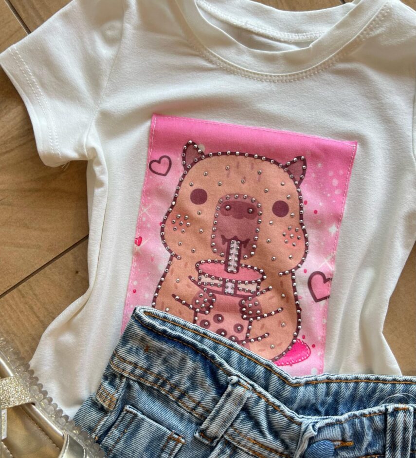 fernandaramoskids com br Blusa Infantil Feminina Manga Curta Malha Branca Capivara Fofinha1