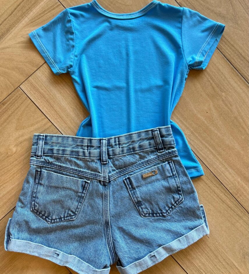 fernandaramoskids com br Blusa Infantil Feminina Manga Curta Malha Capivara Azul2