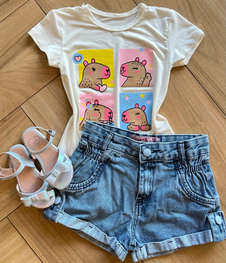 Blusa Infantil Feminina Manga Curta Malha Capivara Off White Fernanda Ramos Kids