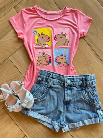 Blusa Infantil Feminina Manga Curta Malha Capivara Rosa Fernanda Ramos Kids