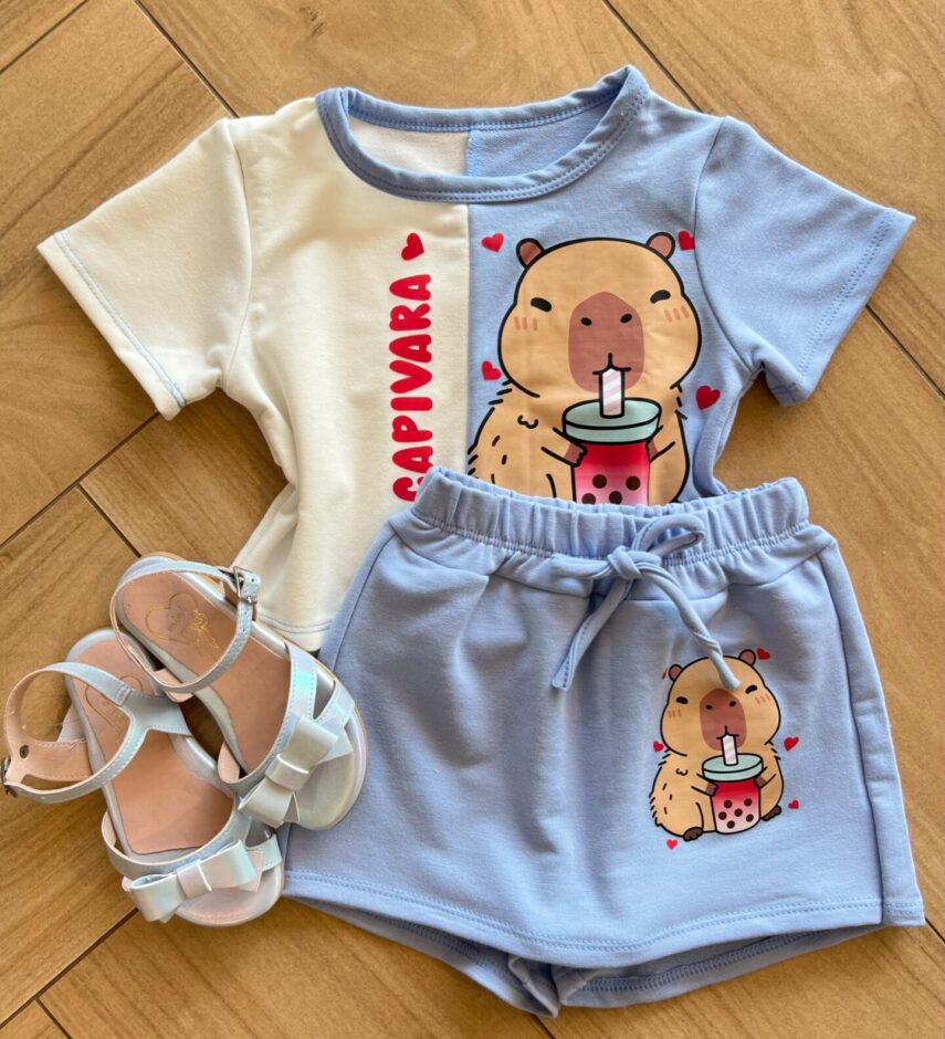 Conjunto Blusa Cropped Duas Cores e Short Saia Capivara Azul Fernanda Ramos Kids