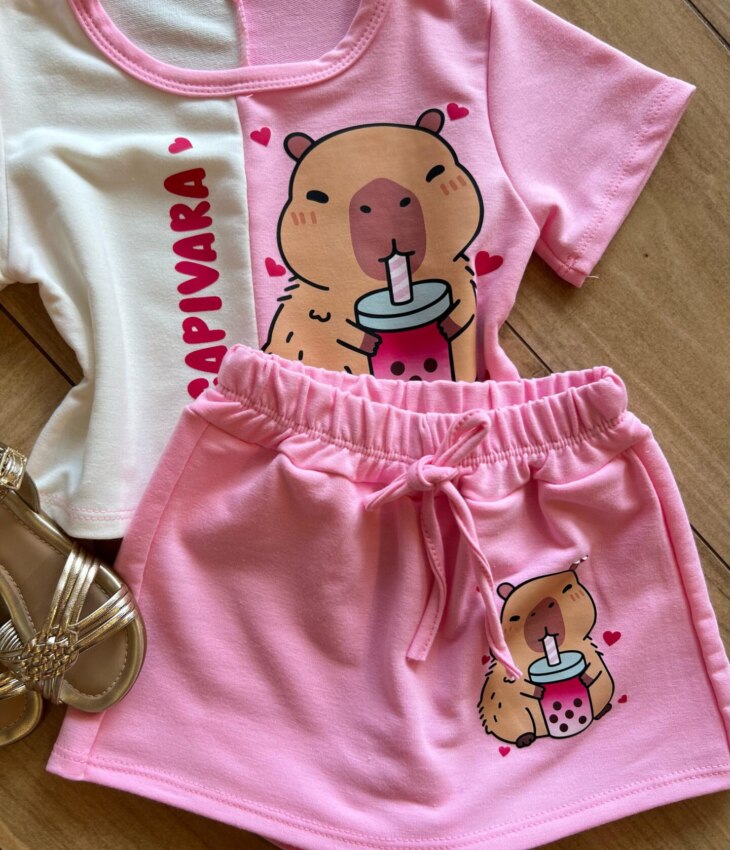 fernandaramoskids com br Conjunto Infantil Blusa Cropped Duas Cores e Short Saia Capivara1