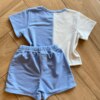 fernandaramoskids com br Conjunto Infantil Blusa Cropped Duas Cores e Short Saia Minnie Azul2