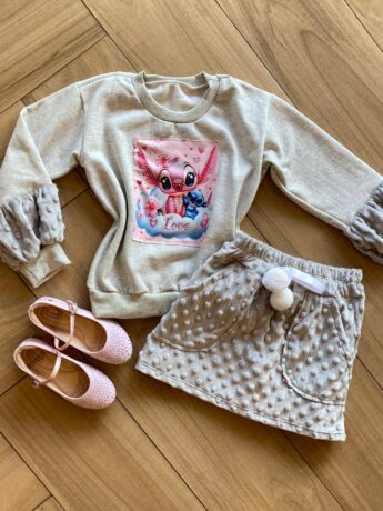 Conjunto Infantil Feminino Blusa Manga Longa Stitch e Short Saia Fernanda Ramos Kids