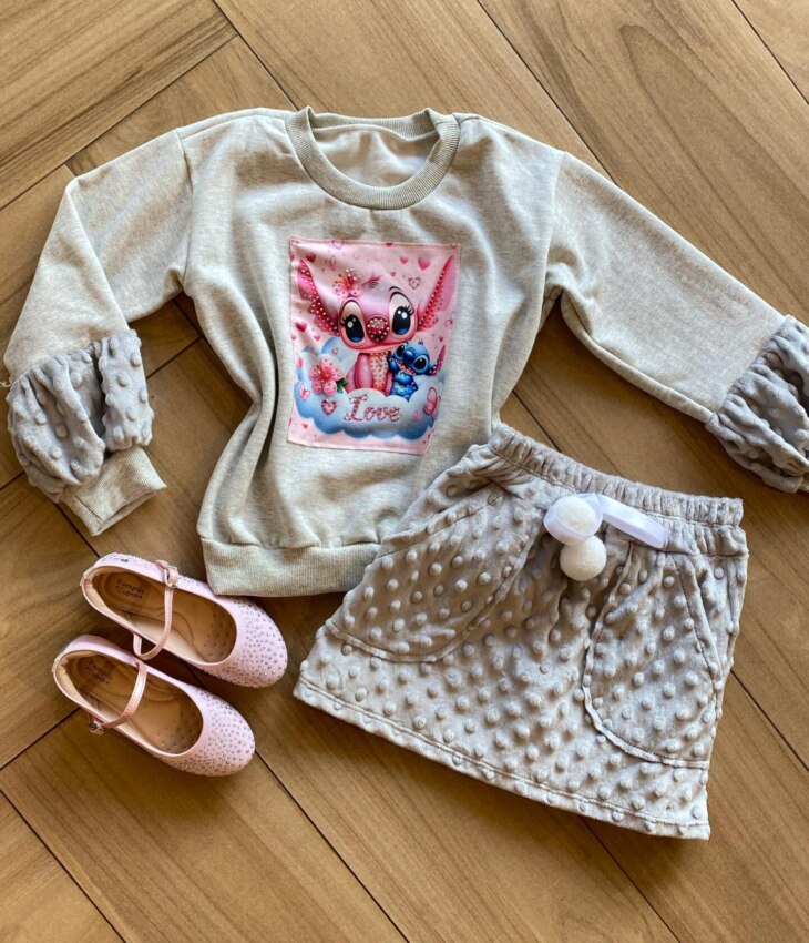 Conjunto Infantil Feminino Blusa Manga Longa Stitch e Short Saia Fernanda Ramos Kids