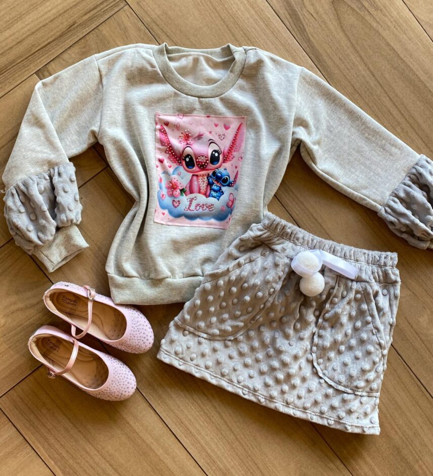 Conjunto Infantil Feminino Blusa Manga Longa Stitch e Short Saia Fernanda Ramos Kids
