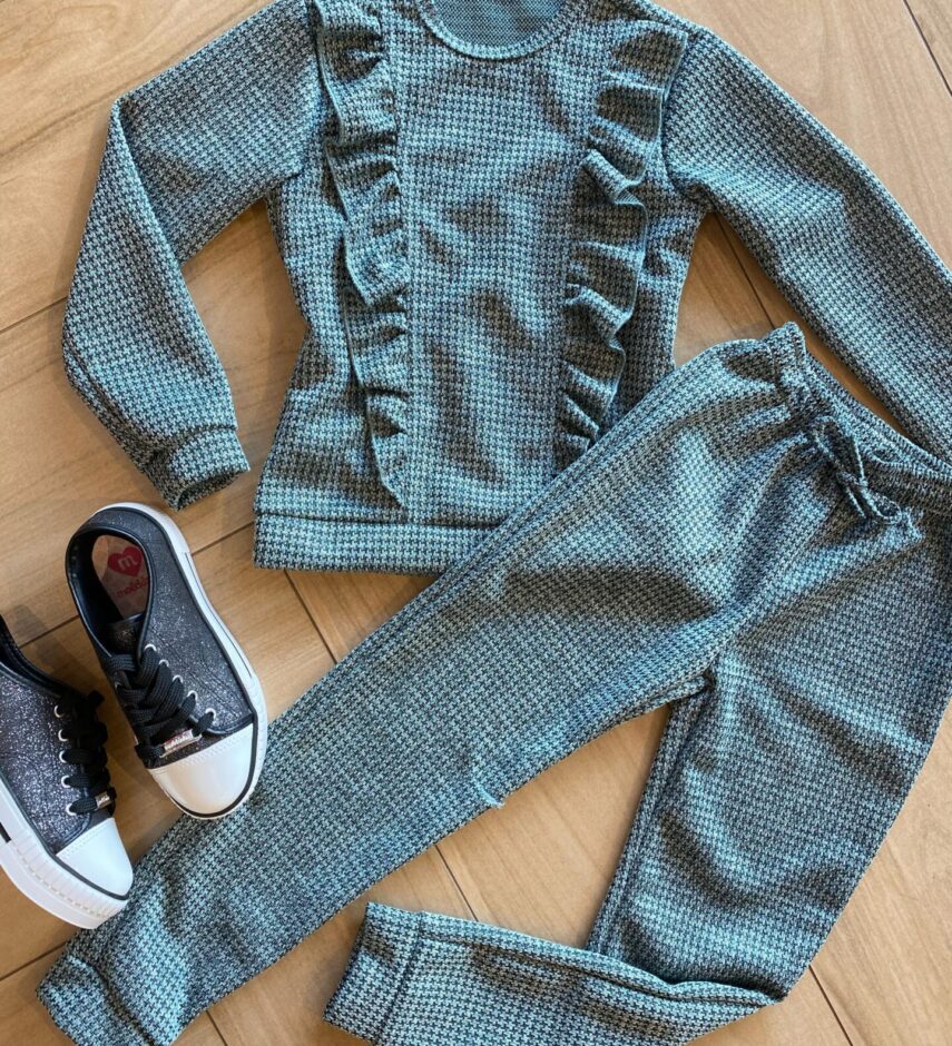 fernandaramoskids com br Conjunto Infantil Feminino Tricot Blusa Manga Longa e Calça Verde1