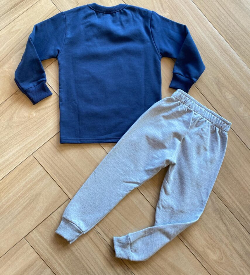 fernandaramoskids com br Conjunto Infantil Masculino Blusa Astronauta e Calça Cinza Clara2
