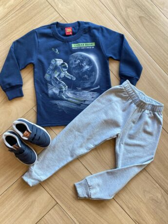 Conjunto Infantil Masculino Blusa Astronauta e Calça Cinza Clara Fernanda Ramos Kids