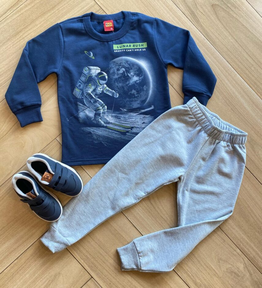 Conjunto Infantil Masculino Blusa Astronauta e Calça Cinza Clara Fernanda Ramos Kids