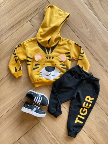 Conjunto Infantil Masculino Blusa com Capuz e Calça Preta Tiger Fernanda Ramos Kids