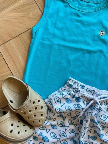 fernandaramoskids com br Conjunto Infantil Masculino Regata Azul e Bermuda Peixes1