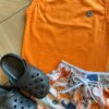 fernandaramoskids com br Conjunto Infantil Masculino Regata Laranja e Bermuda Estampada1