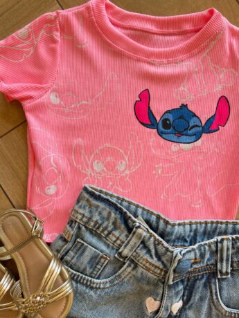 fernandaramoskids com br Cropped Infantil Feminino Manga Curta Canelado Stich Rosa1