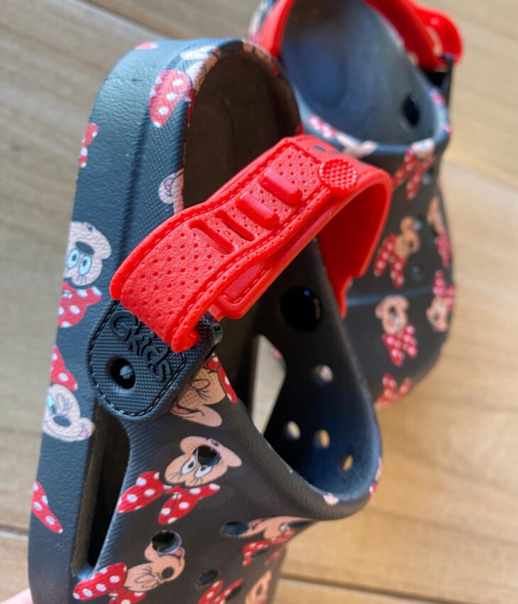 fernandaramoskids com br Babuche Infantil Feminino Estampado Preto e Vermelho2