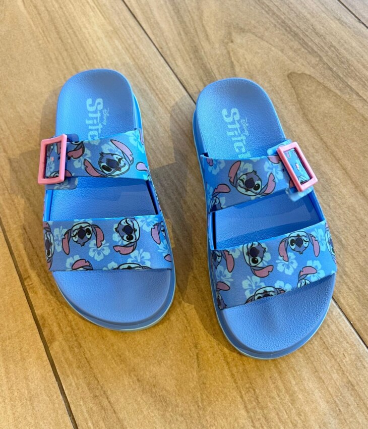 Chinelo Infantil Feminino Duas Tiras Estampado em Tons Azuis Fernanda Ramos Kids