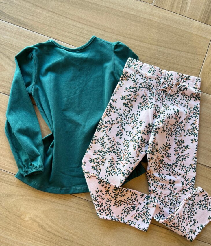 fernandaramoskids com br Conjunto Infantil Feminino Blusa Cachorrinho e Legging Estampada2